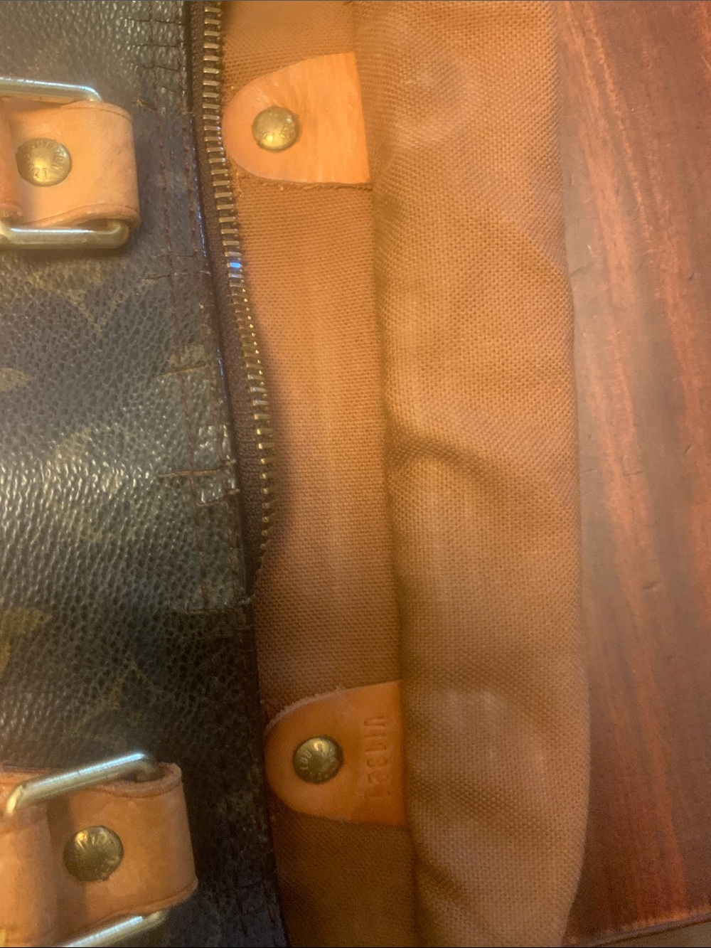 🛑Price Drop 🛑Authentic Louis Vuitton Monogram Speedy handbag. - Picture 15 of 16